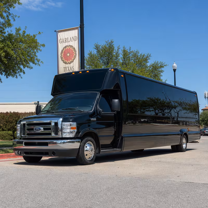 18 Passenger Party Bus Exterior