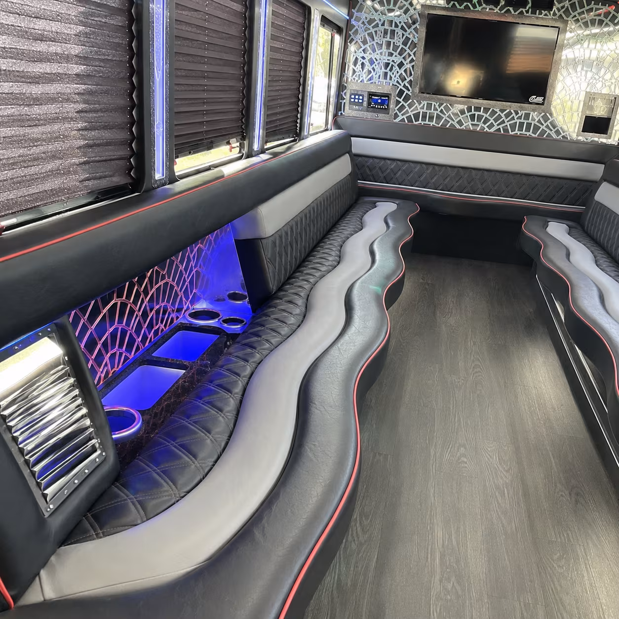 Dallas Homecoming & Prom Party Bus Rentals