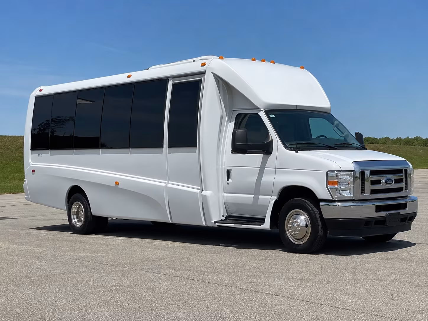Garland Prom & Homecoming Transportation party bus exterior