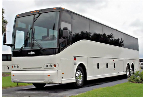50 passenger charter bus farmers-branch