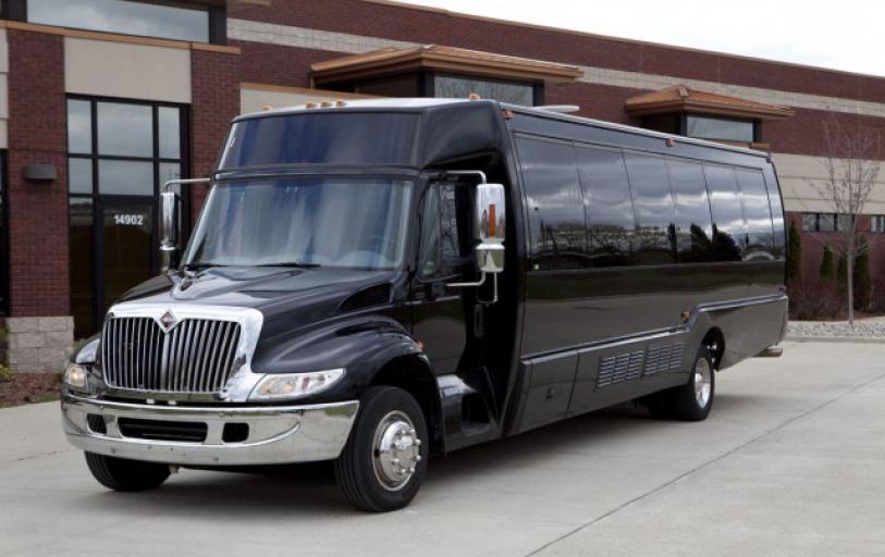 Garland 20 Passenger Party Bus