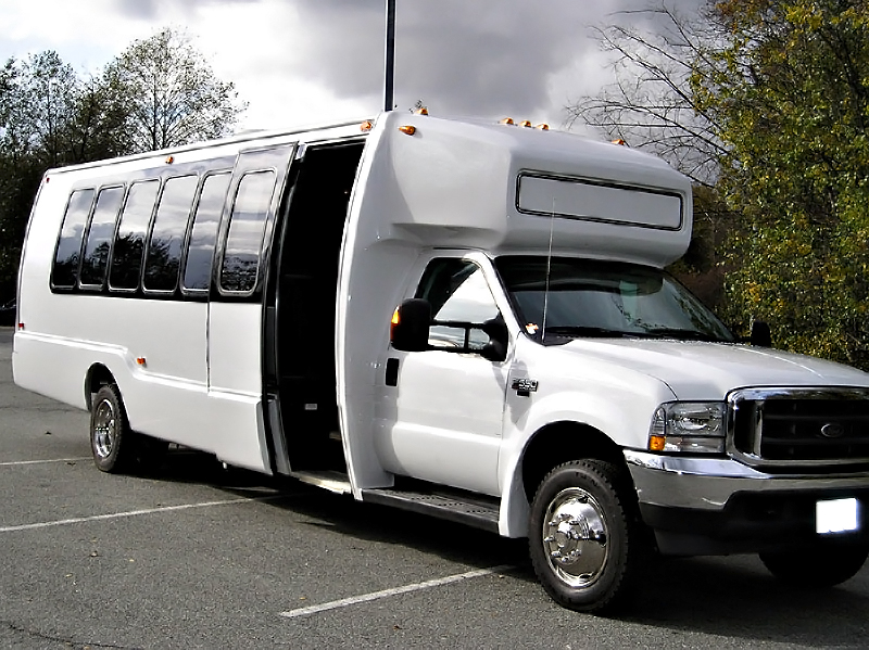 Garland 22 Passenger Party Bus